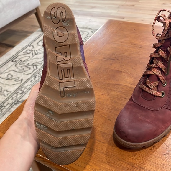 Sorel Pdx Lexie Wedge Waterproof Leather Women’s Boots Burgundy - Picture 3 of 3